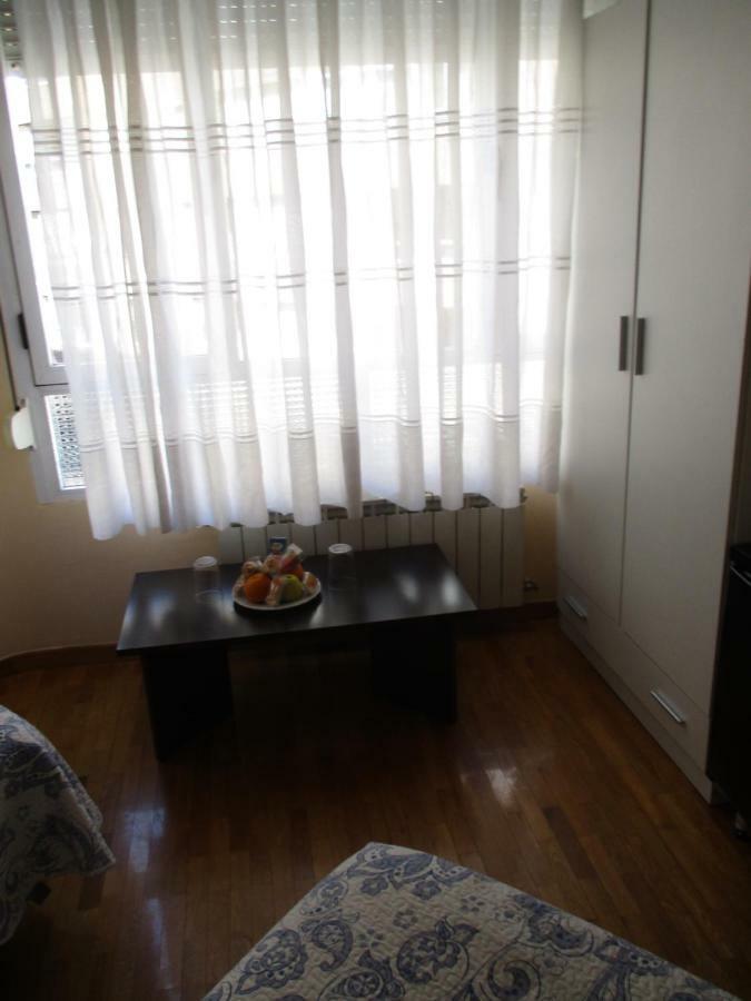 Hostal Becares Palencia Exterior photo